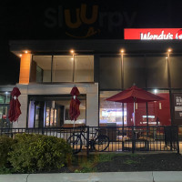 Wendy's outside