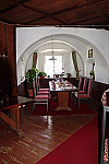 Ansitz Strasshof inside