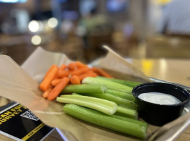 Buffalo Wild Wings food