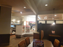 Bob Evans inside