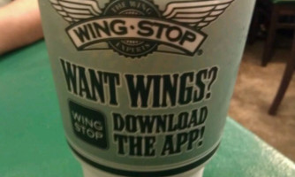 Wingstop inside