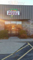 Robear's Pizza outside