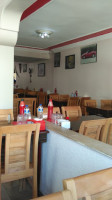 Kırmızı Beyaz Cafe Restoran food