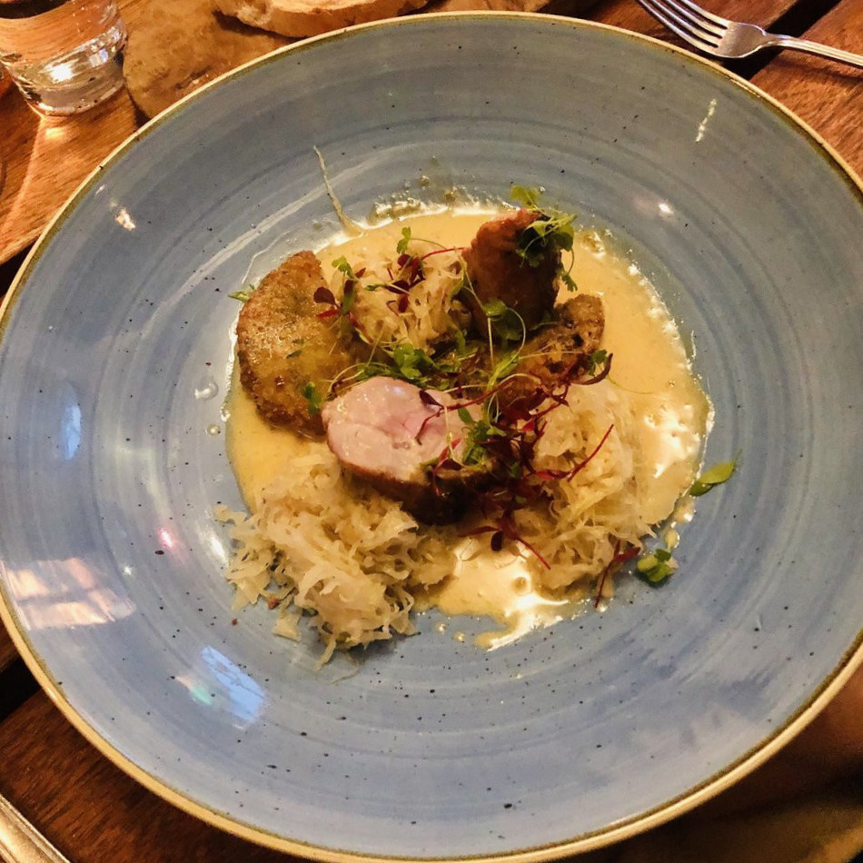 restaurant image