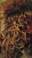 Lee's Chinese Cuisine food