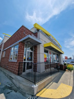 Mcdonald's outside