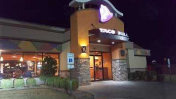 Taco Bell outside