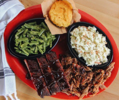 Sonny's BBQ food