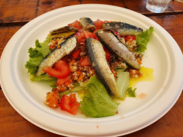 Mamie Sardine food