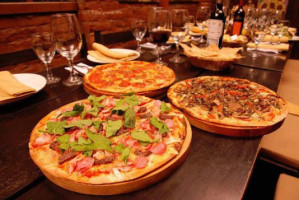 Cecci Tratoria Pizzaeria food