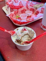 Freddy's Frozen Custard Steakburgers food