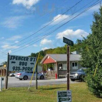 Spencer B's Bbq outside