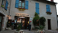 Lou Cantoun outside