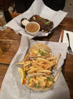 Baggataway Tavern food