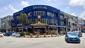 Nasi Kandar Pelita inside