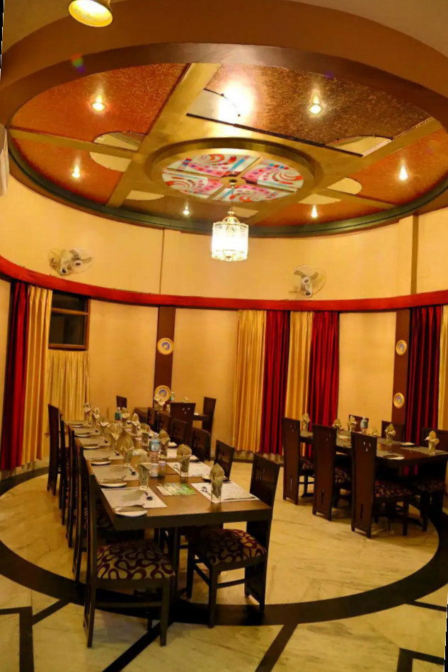 restaurant image