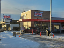 Sonic Drive-in outside