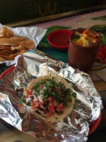 Los Tres Hermanos Grill Charter food