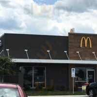 Mcdonald's outside