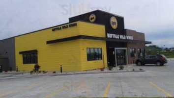 Buffalo Wild Wings inside