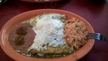 La Hacienda De Roselle food