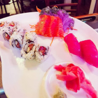 Sushimotion food