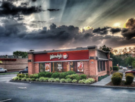 Wendy's outside