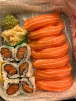 J J Sushi food