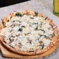 Zeppe's Pizzeria food