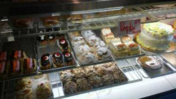 Minerva Bakery food