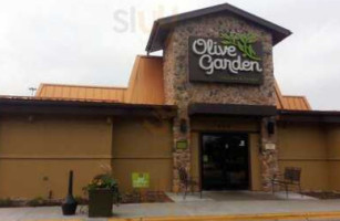 Olive Garden outside