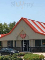 Whataburger outside