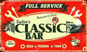 Sadler's Classic Pizza food