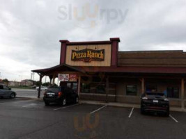 Pizza Ranch outside