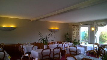 L ' Auberge du poirier food