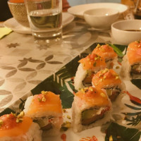 Waiki Tropical Sushi food