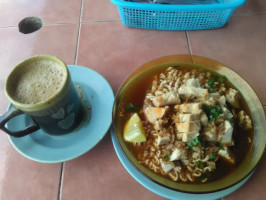 Man Laksa Chabang Empat Tumpat Kelantan food