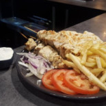 Suvlaki Grill House Mâncare