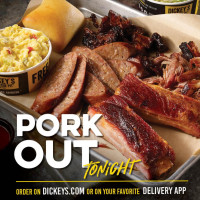 Dickey's Barbecue Pit outside