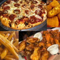 Uncle Joe's Pizza Wings food