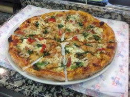 Lillo's Pizzaria food