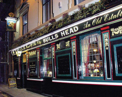 The Bulls Head inside