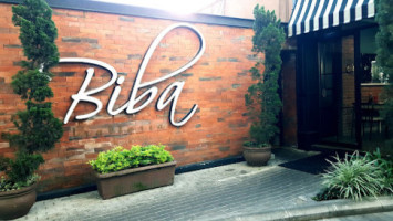 Biba outside