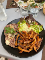 Le Comptoir Vauban (vue Sur Estuaire De La Gironde) food