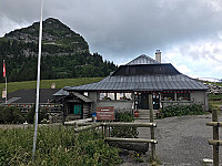 Restaurant Le Manoïre Medigue Pascale Frederic outside