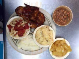 Roy's Pit Bar-B-Q food