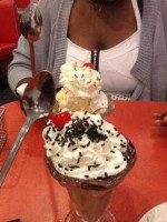 Friendly's food