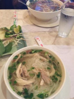 Mama's Vietnamese Cuisine food