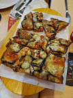 Pizza Alla Pala food