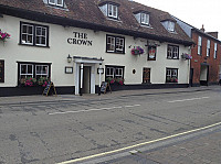 Crown Inn outside